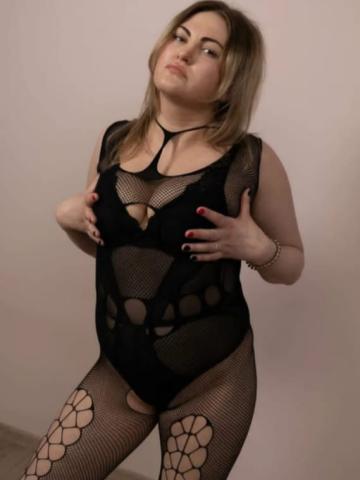 Вероника Длинноногая Модель Сибай